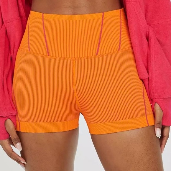 OFFLINE By Aerie Seamless Corset 2" Bike Short Biker Shorts Simply Orange Medium - Picture 1 of 8